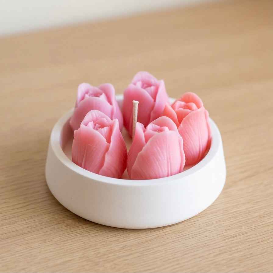 The Tulip Blossom Candle | Hand-Poured Luxury